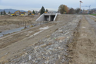 Hochwasserrückhaltebecken Wohlen mit gesteuertem Durchlassbauwerk