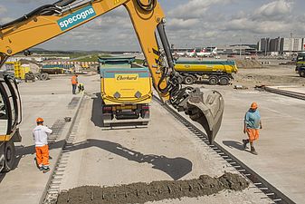 Pistenbeton für die Baustelle Delta Süd, Flughafen Zürich
