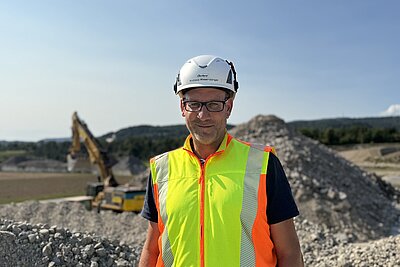 Andreas draussen, bei der Weiacher Kies AG